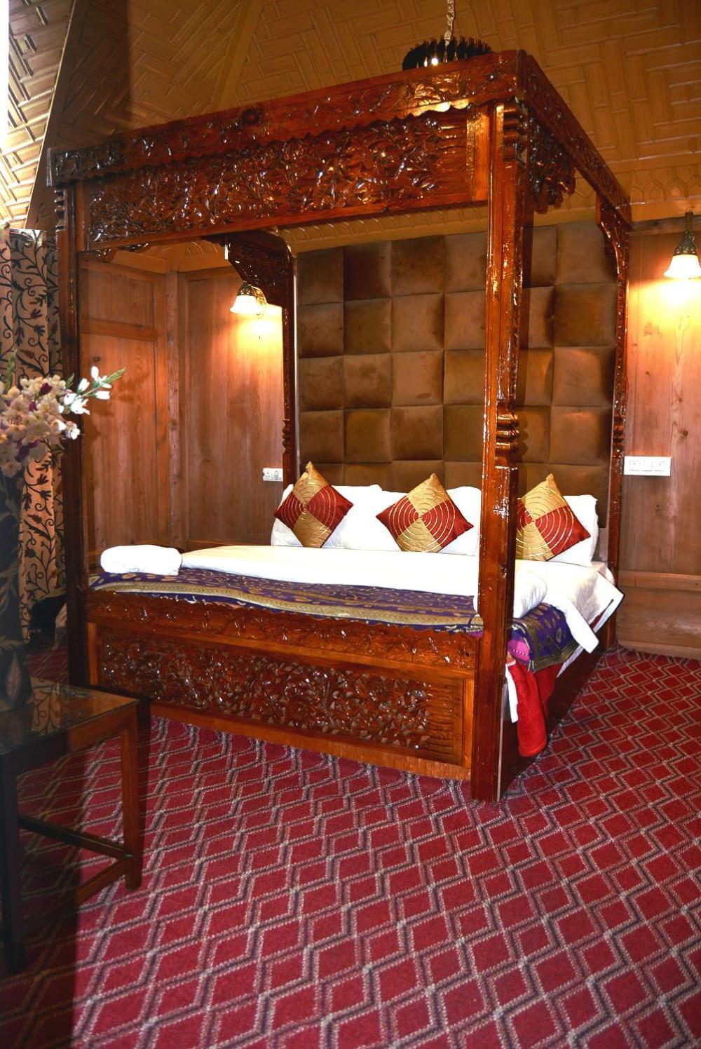 Heritage Amina Group Of Houseboats Hotel Srinagar  Exterior photo